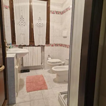 Apartment Dam Home *