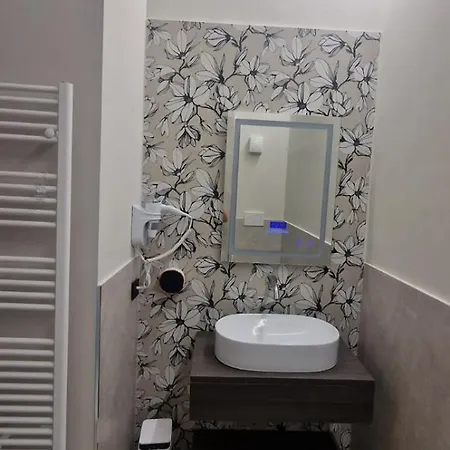 Apartment Dam