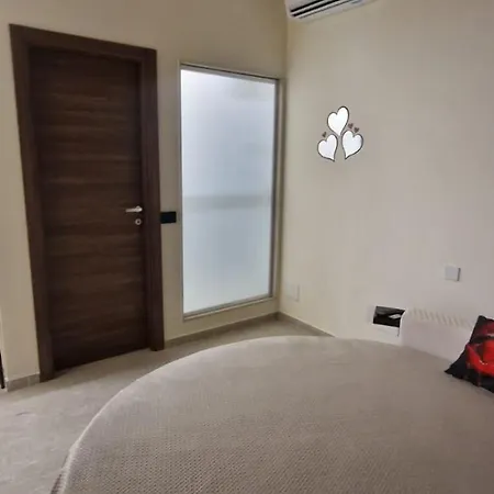Apartment Dam Modena