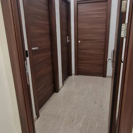 Dam Apartment Modena
