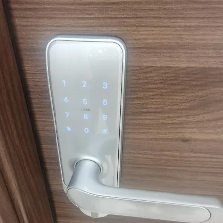 Dam Apartment *