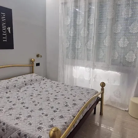 Dam Apartment Modena